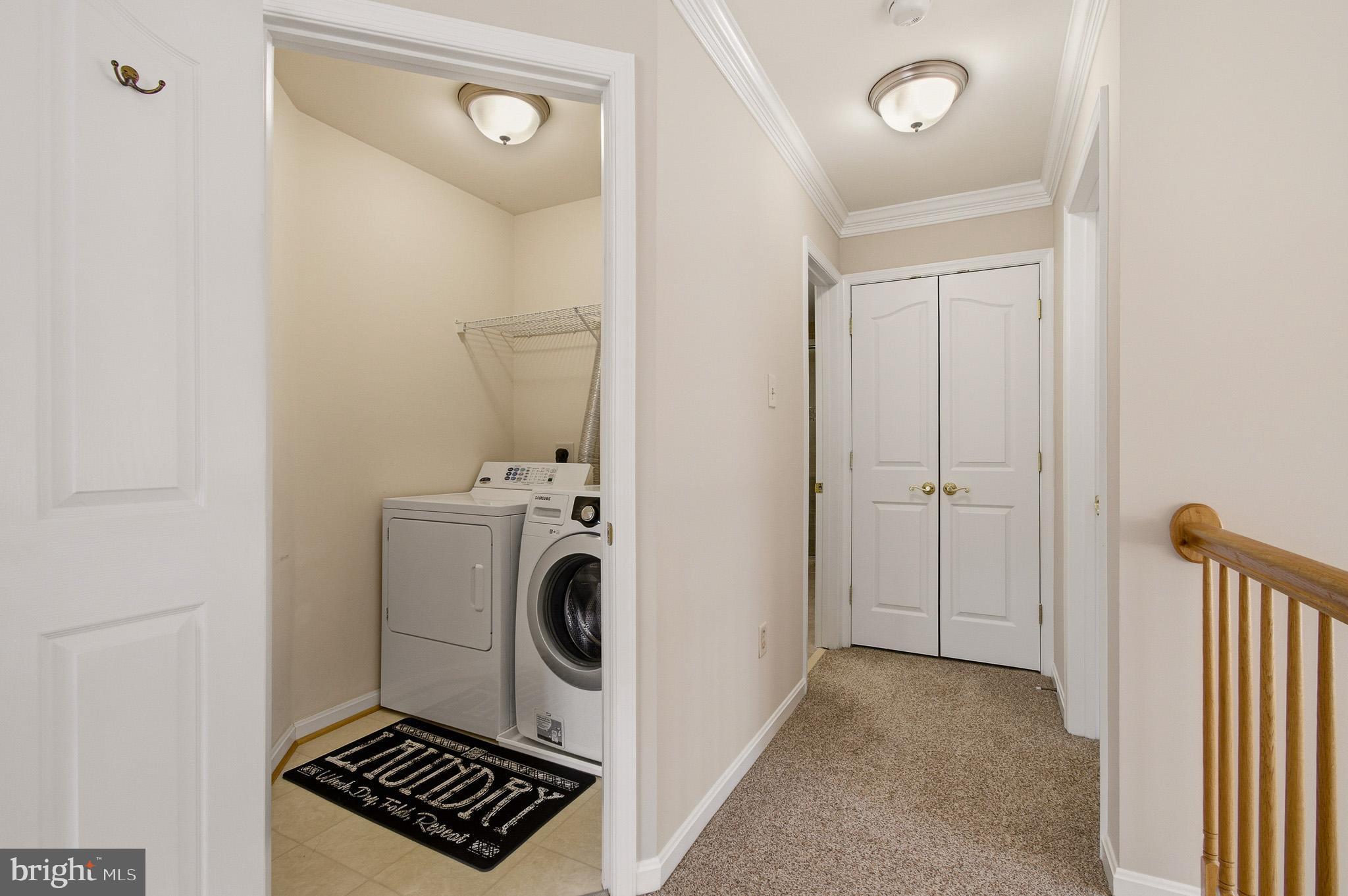 HOLLIFIELD ESTATES - Residential