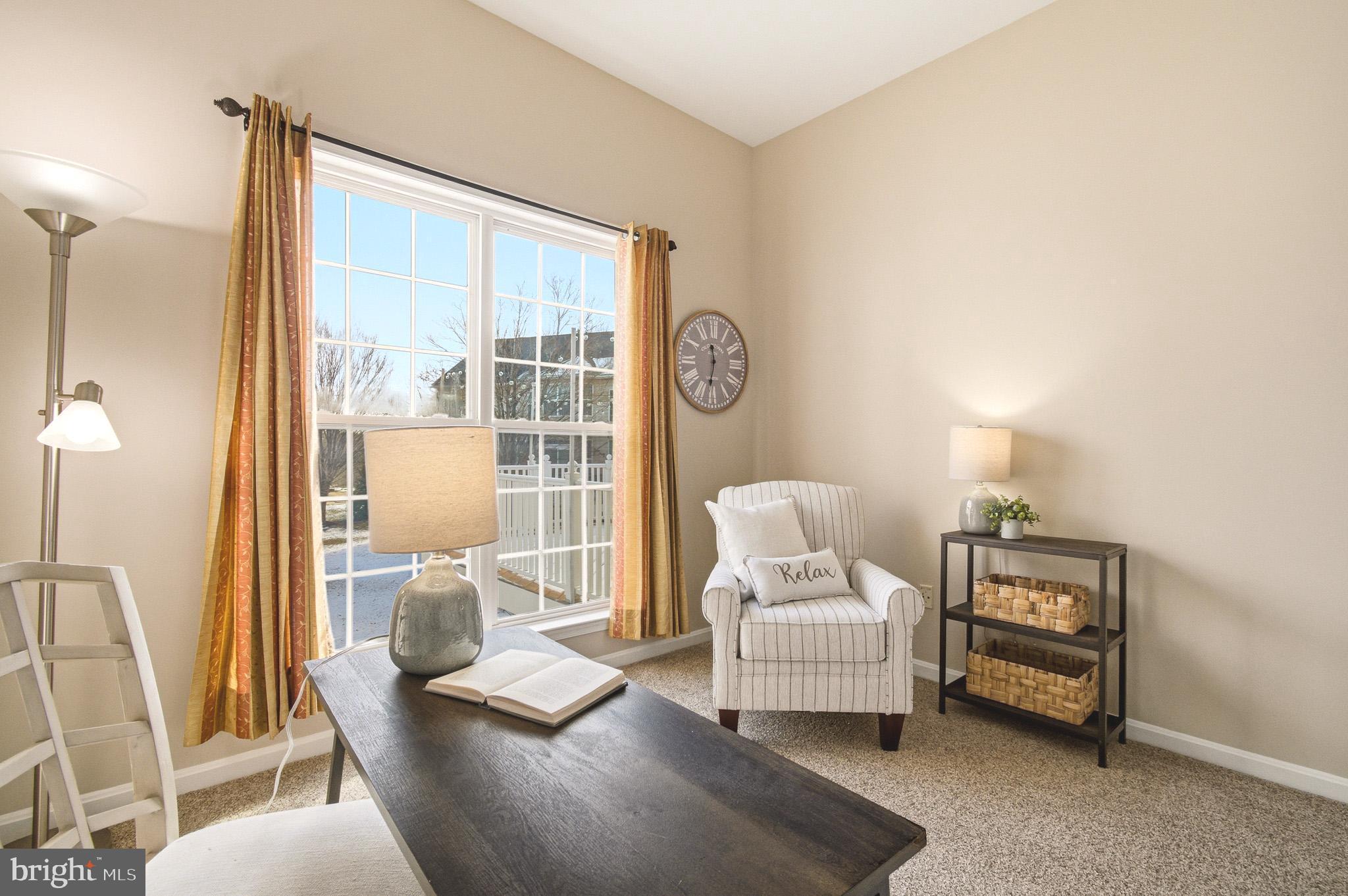 HOLLIFIELD ESTATES - Residential