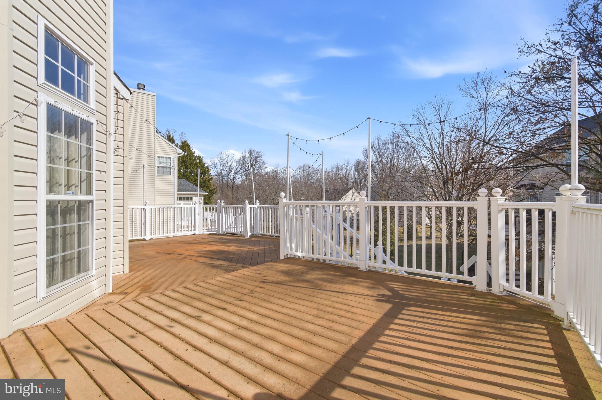 HOLLIFIELD ESTATES - Residential