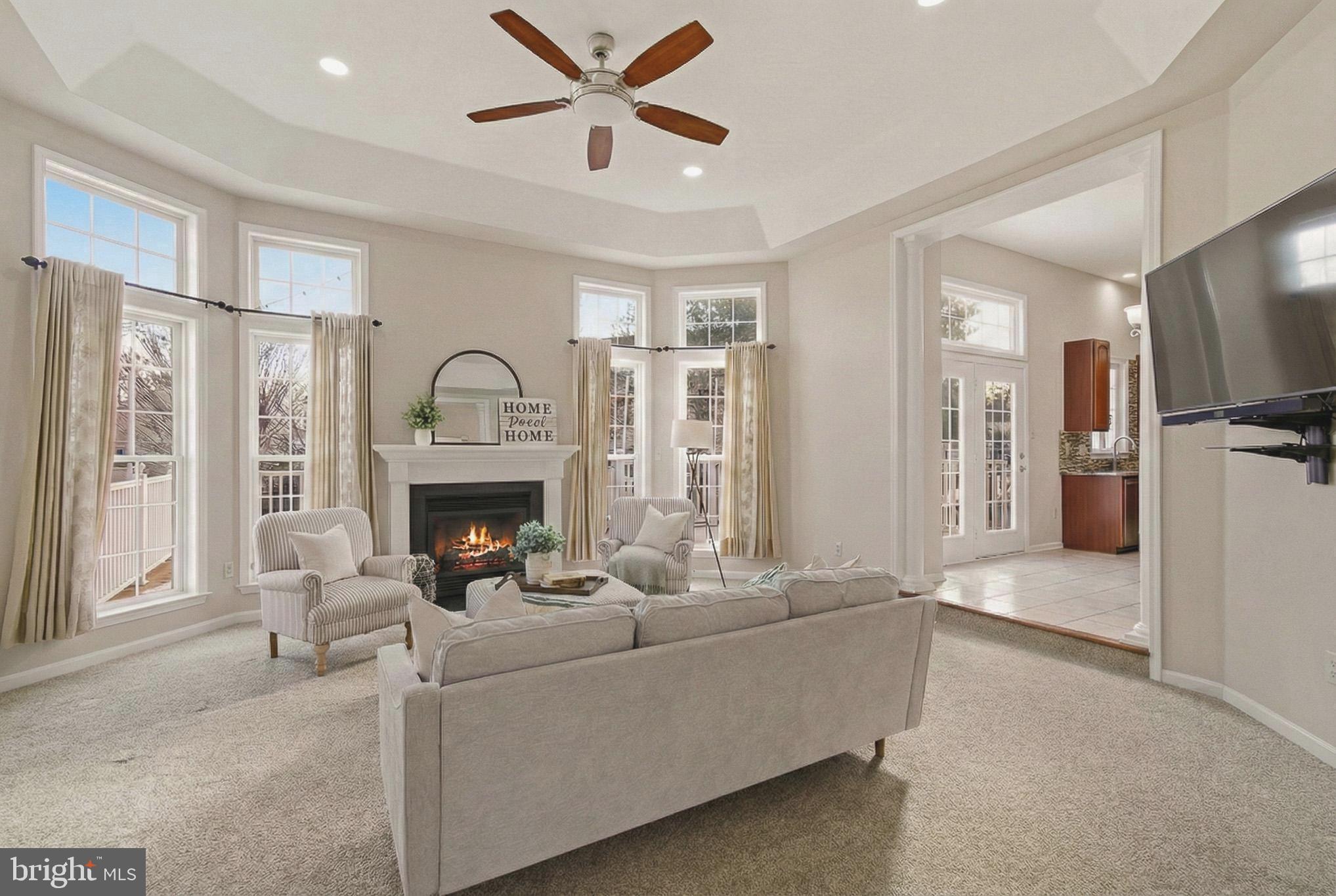 HOLLIFIELD ESTATES - Residential