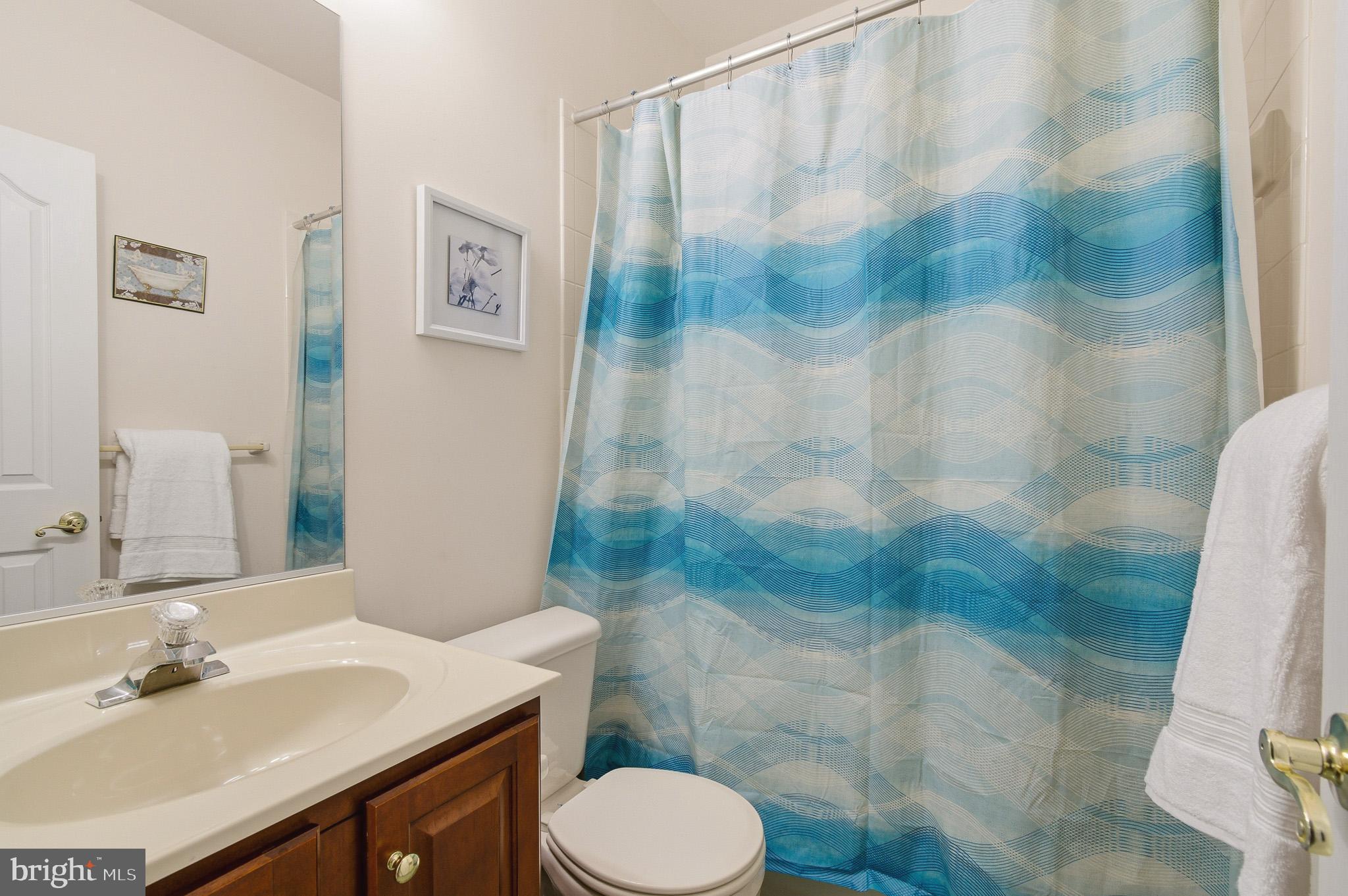 HOLLIFIELD ESTATES - Residential