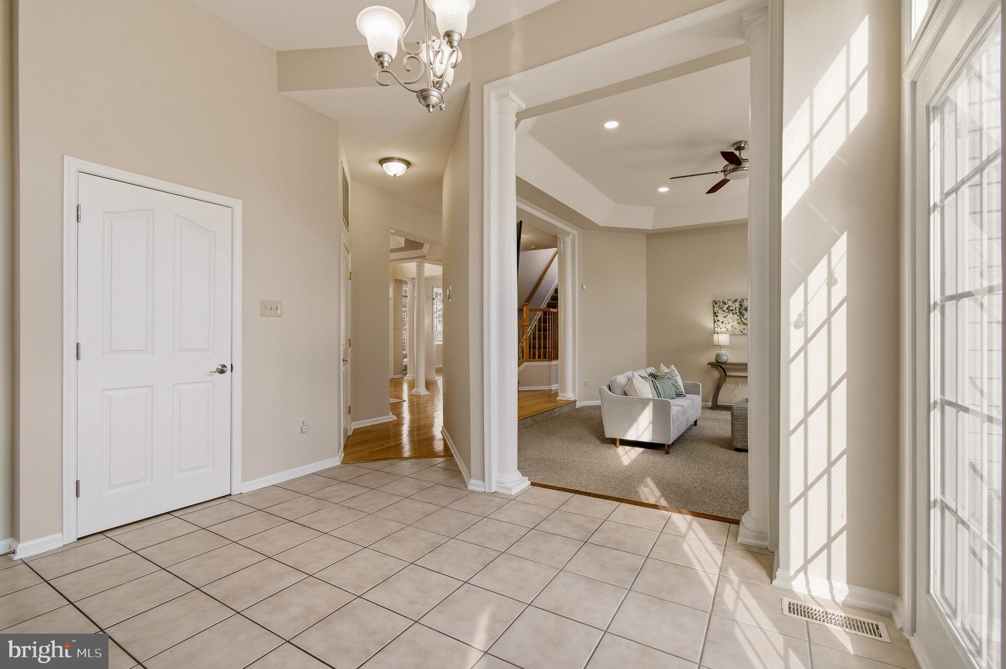 HOLLIFIELD ESTATES - Residential