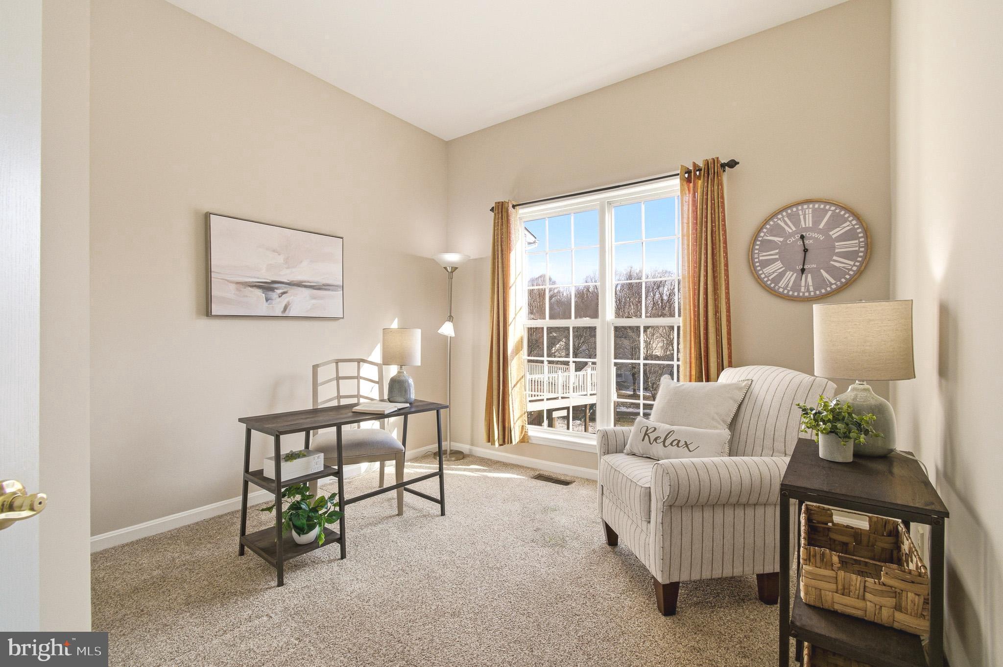 HOLLIFIELD ESTATES - Residential