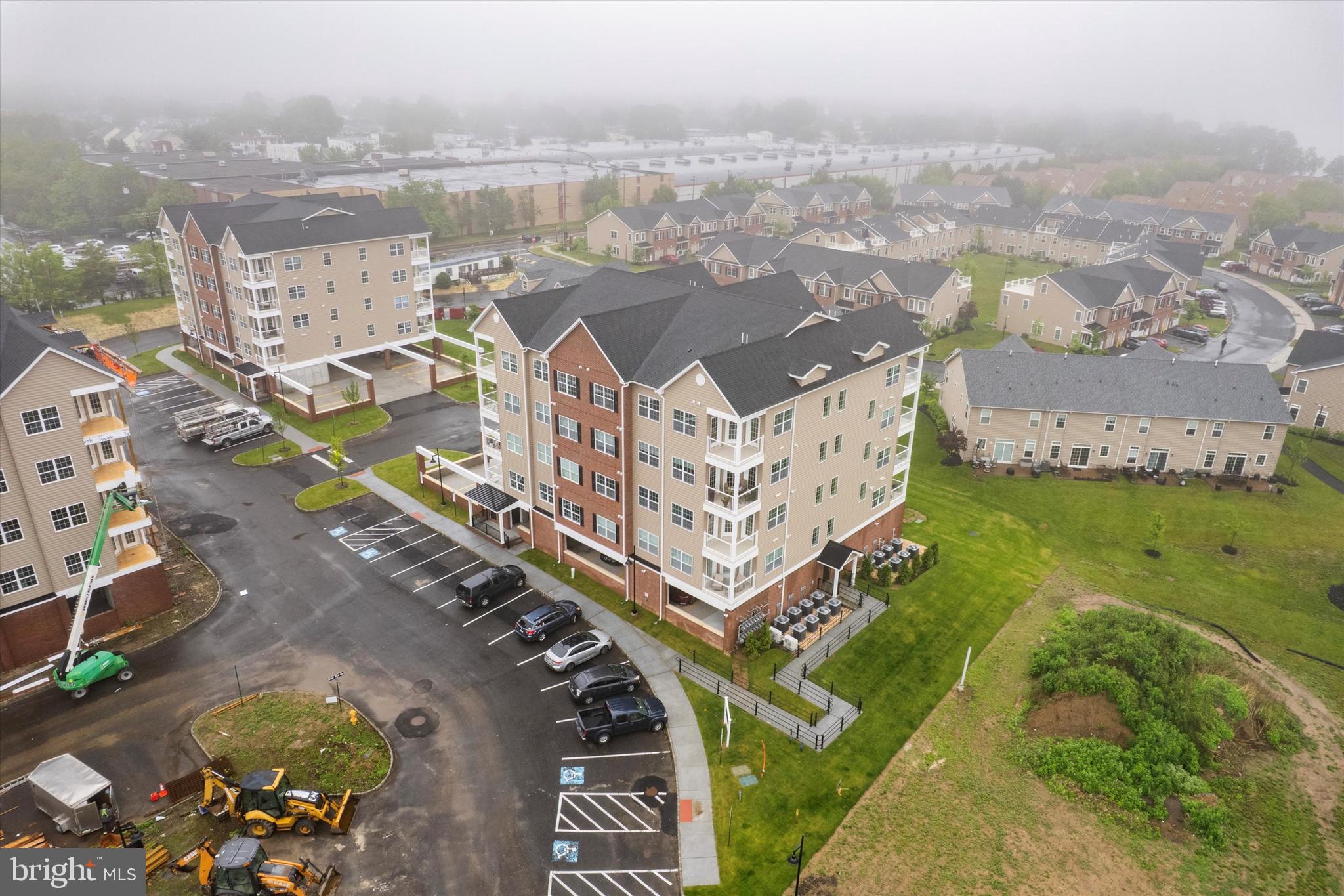 RADCLIFFE COURT - Residential