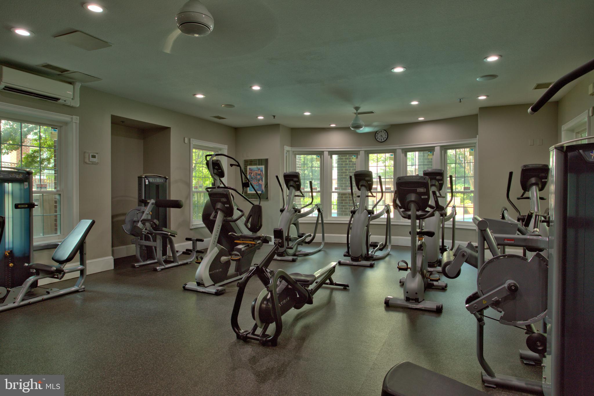 GATES OF MCLEAN - Residential