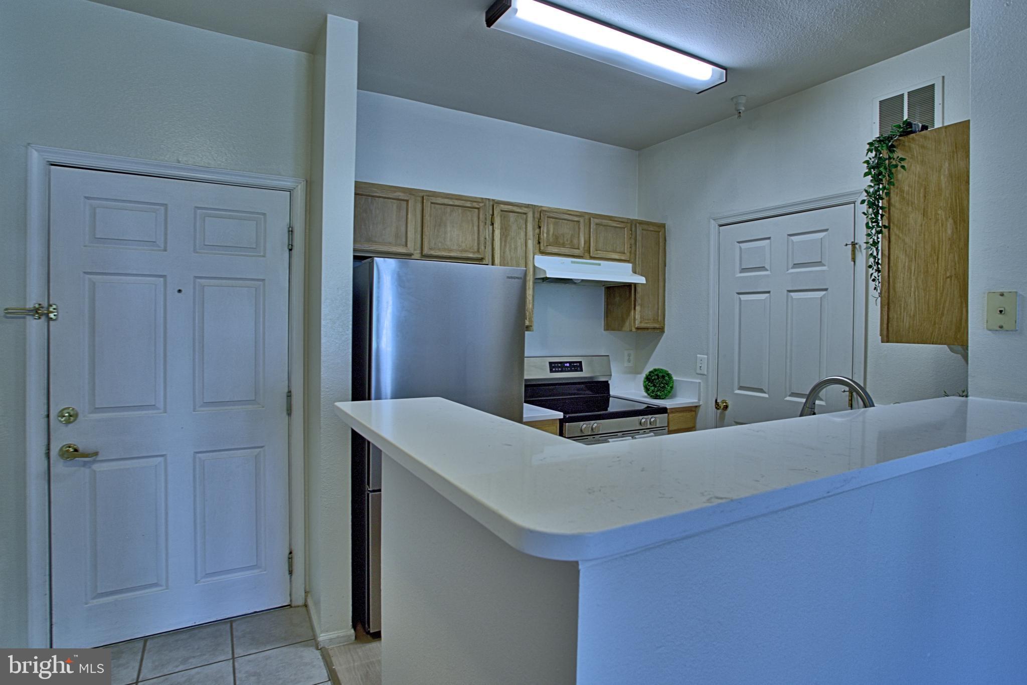 GATES OF MCLEAN - Residential