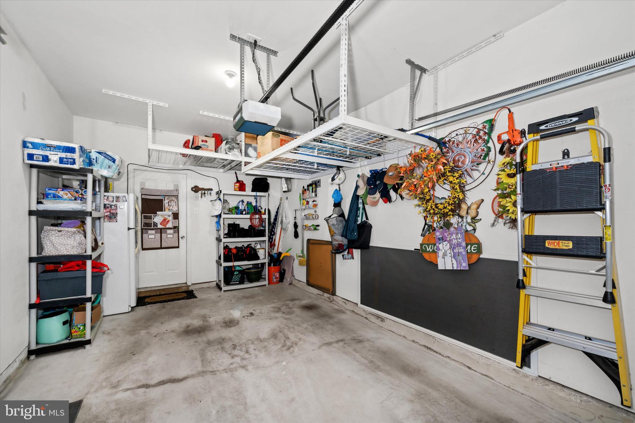 FOX HILL FARM - Residential