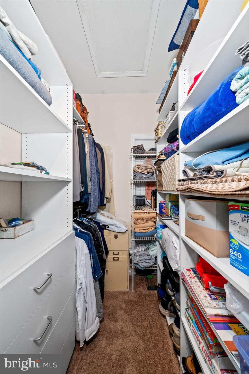 FOX HILL FARM - Residential