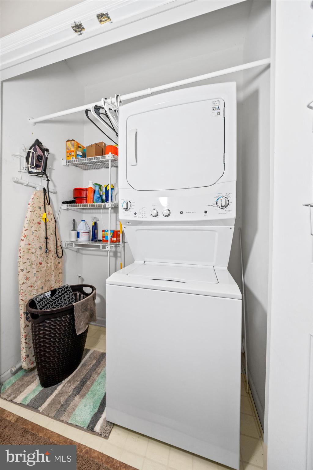 FOX HILL FARM - Residential