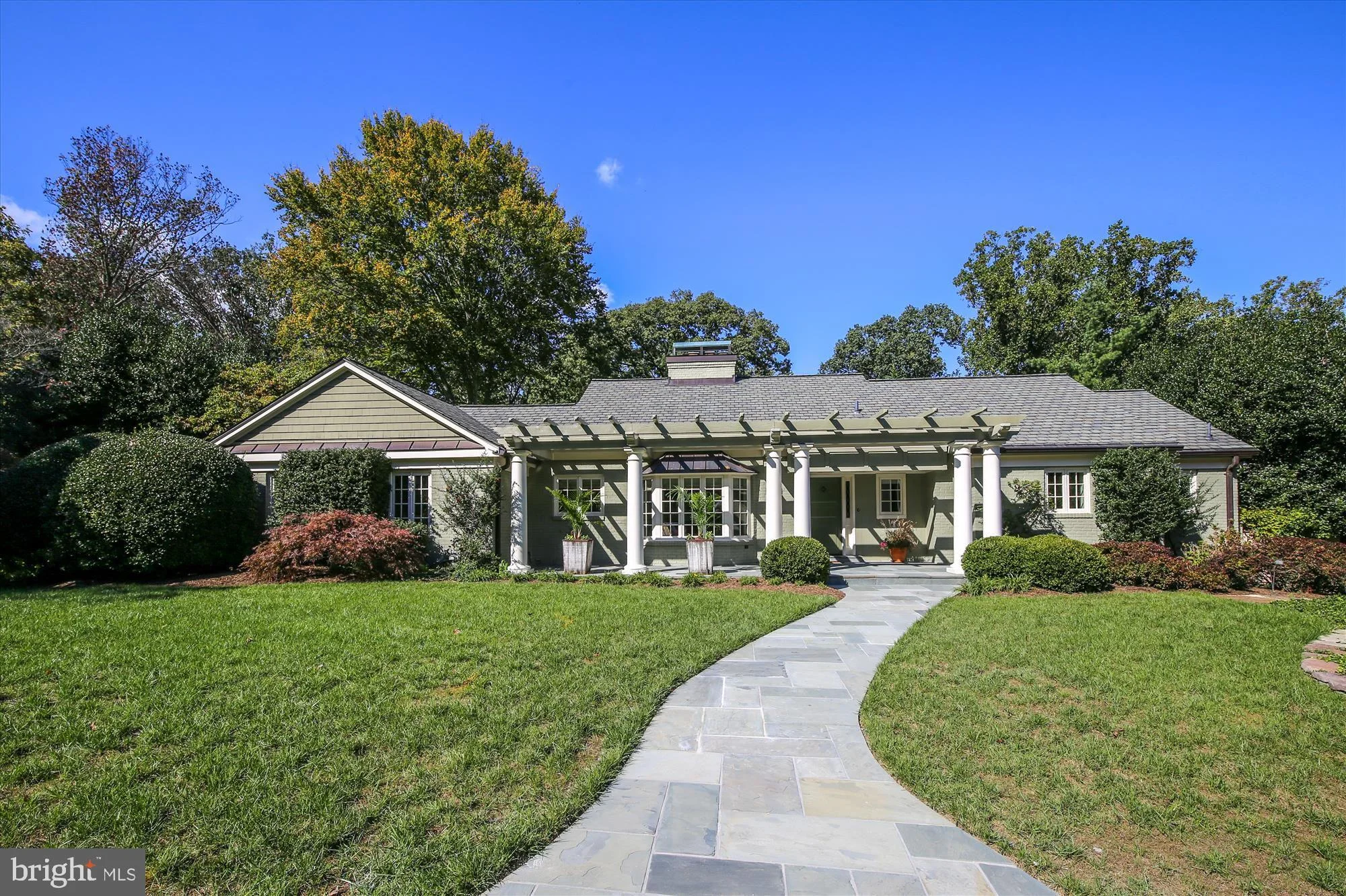 1434 Woodacre Drive, McLean, VA 22101