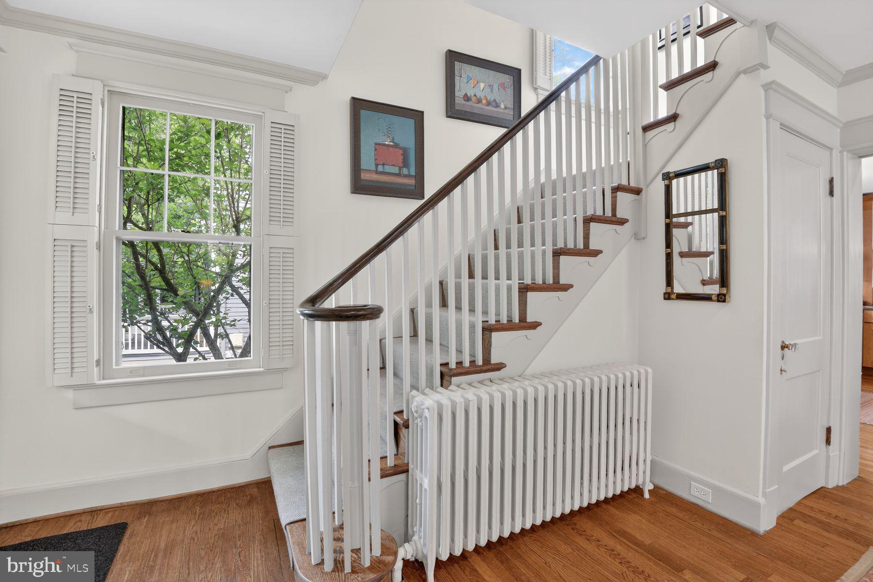 KENSINGTON - Residential