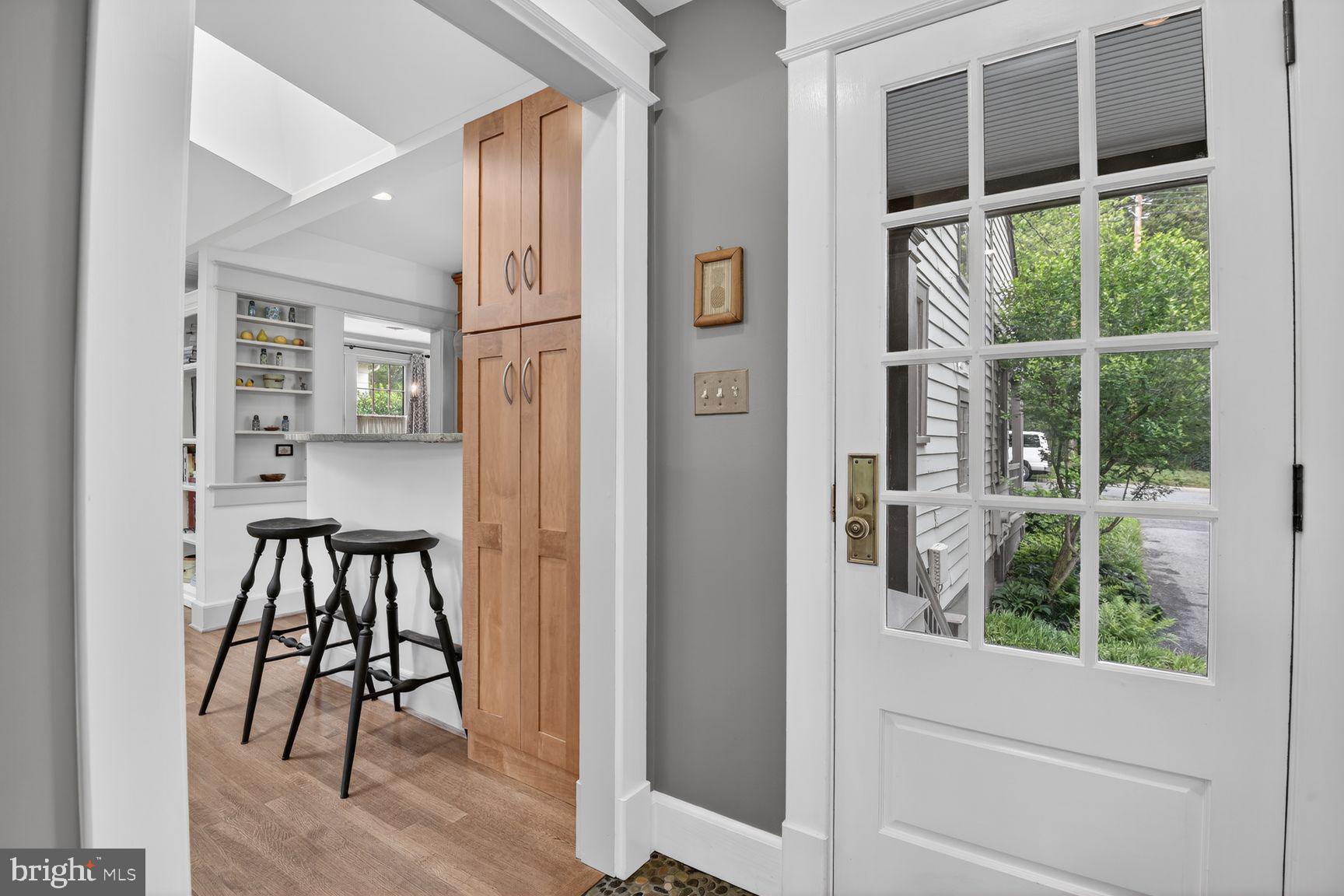KENSINGTON - Residential