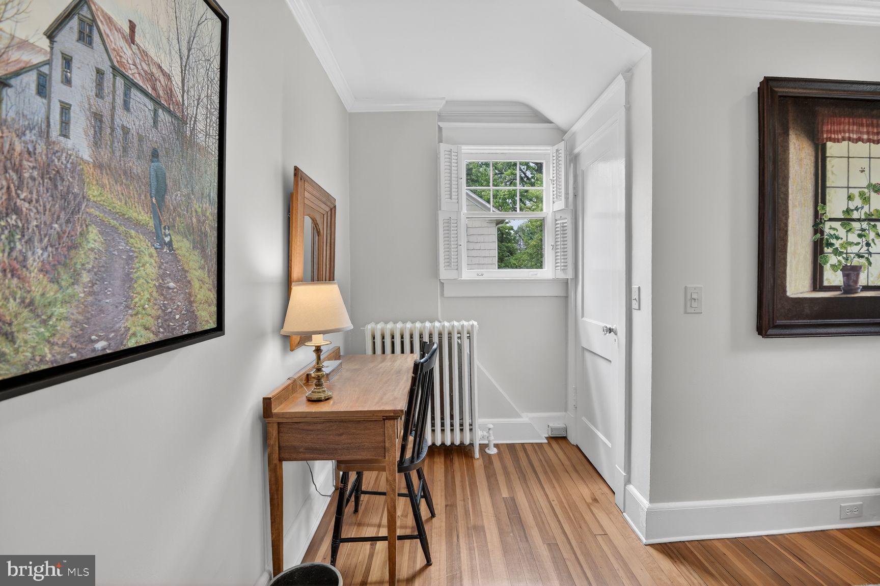 KENSINGTON - Residential