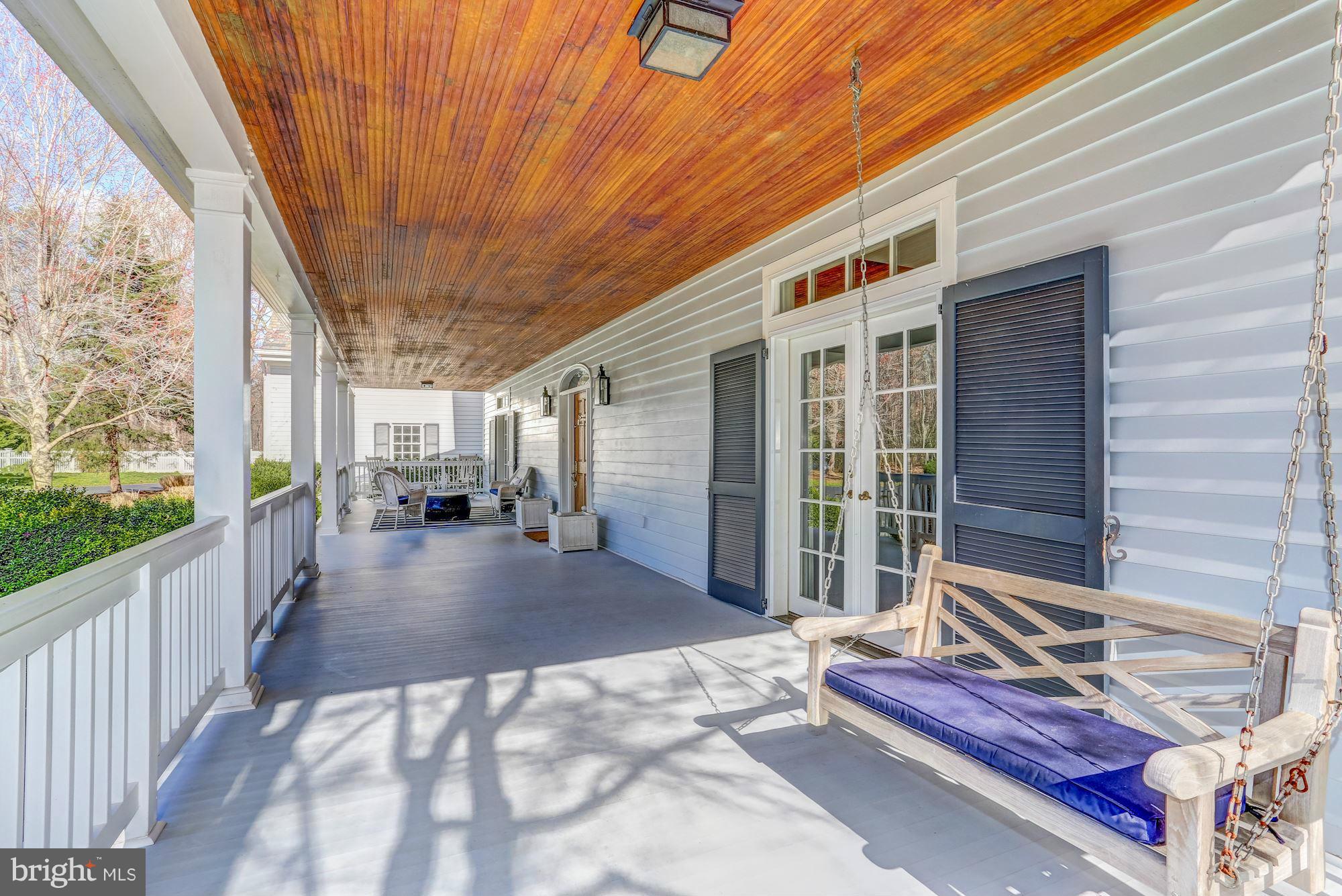 HUNTER'S CREST - Residential