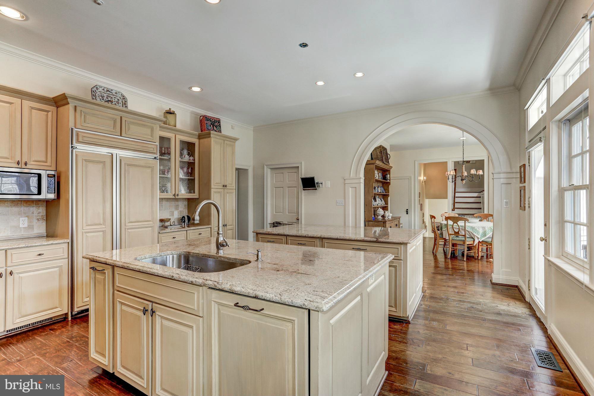 HUNTER'S CREST - Residential