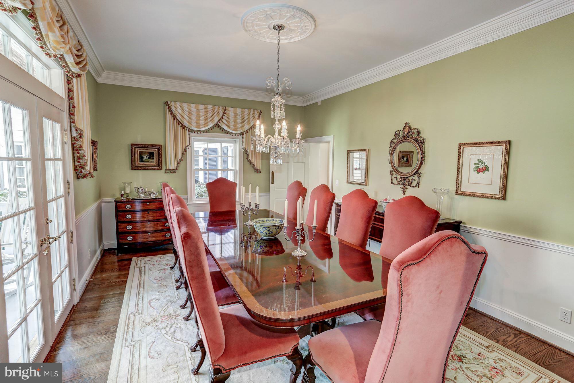 HUNTER'S CREST - Residential