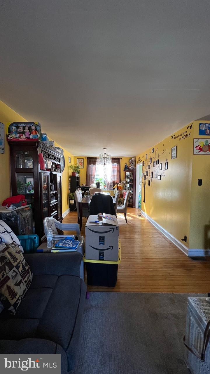 MAYFAIR - Residential