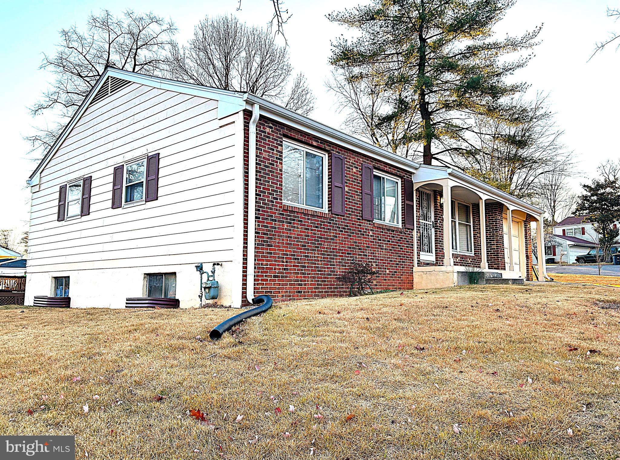 SNOWDEN OAKS - Residential