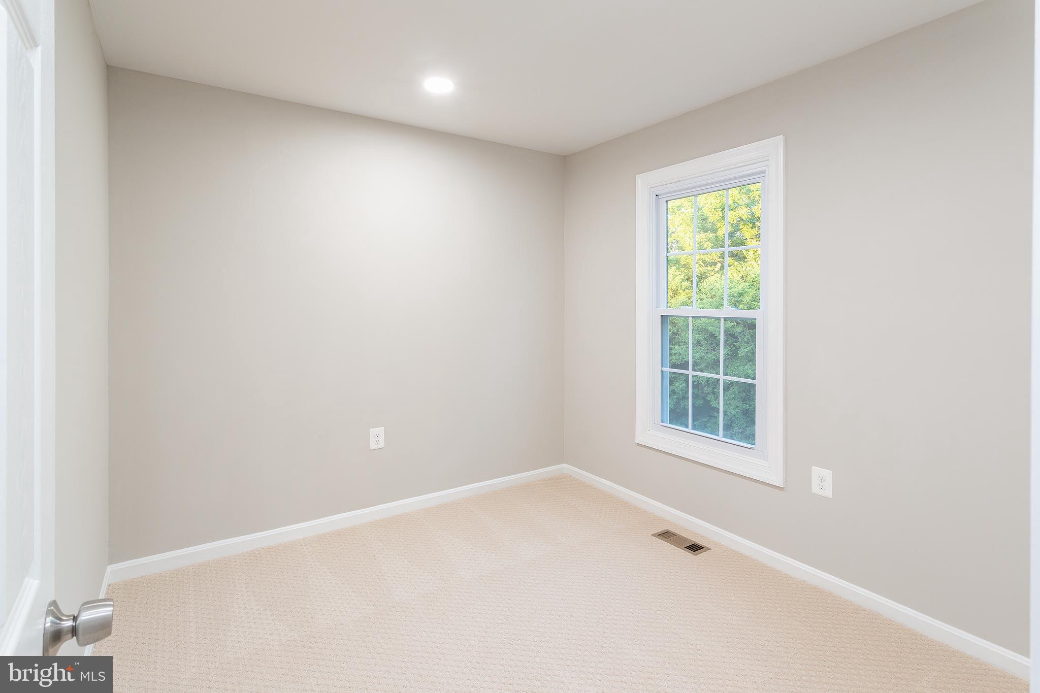 STONINGTON - Residential