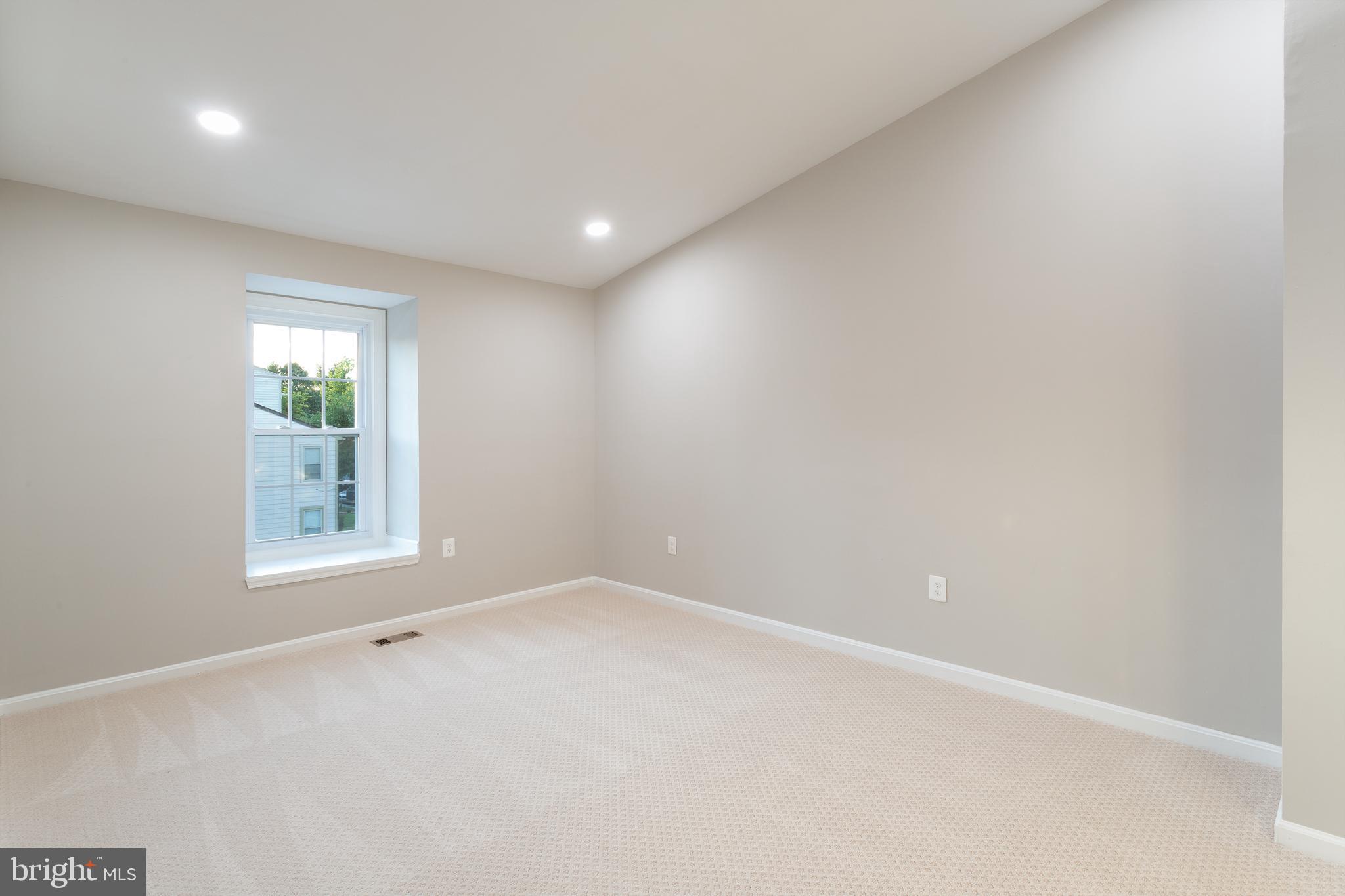 STONINGTON - Residential