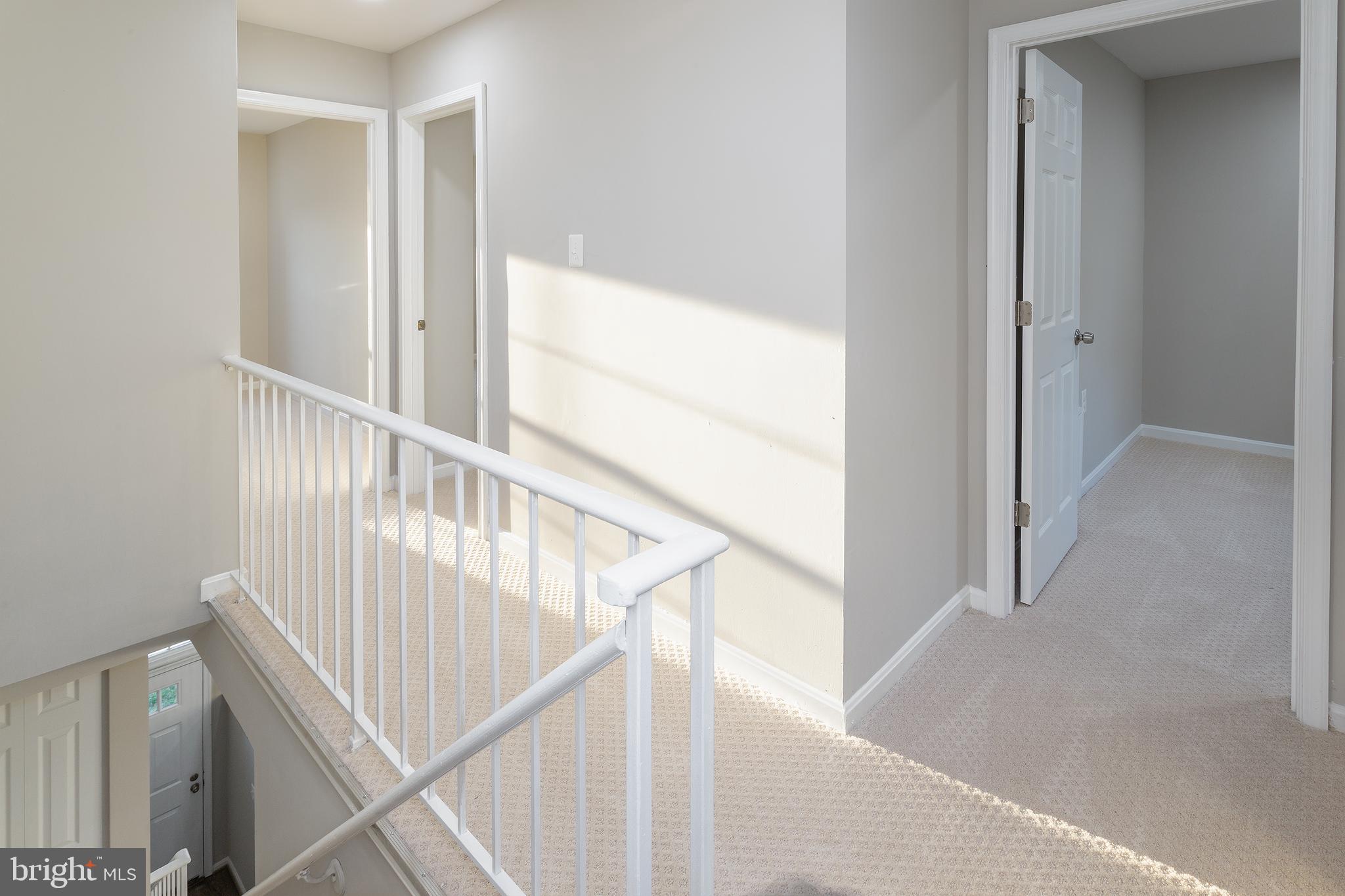 STONINGTON - Residential