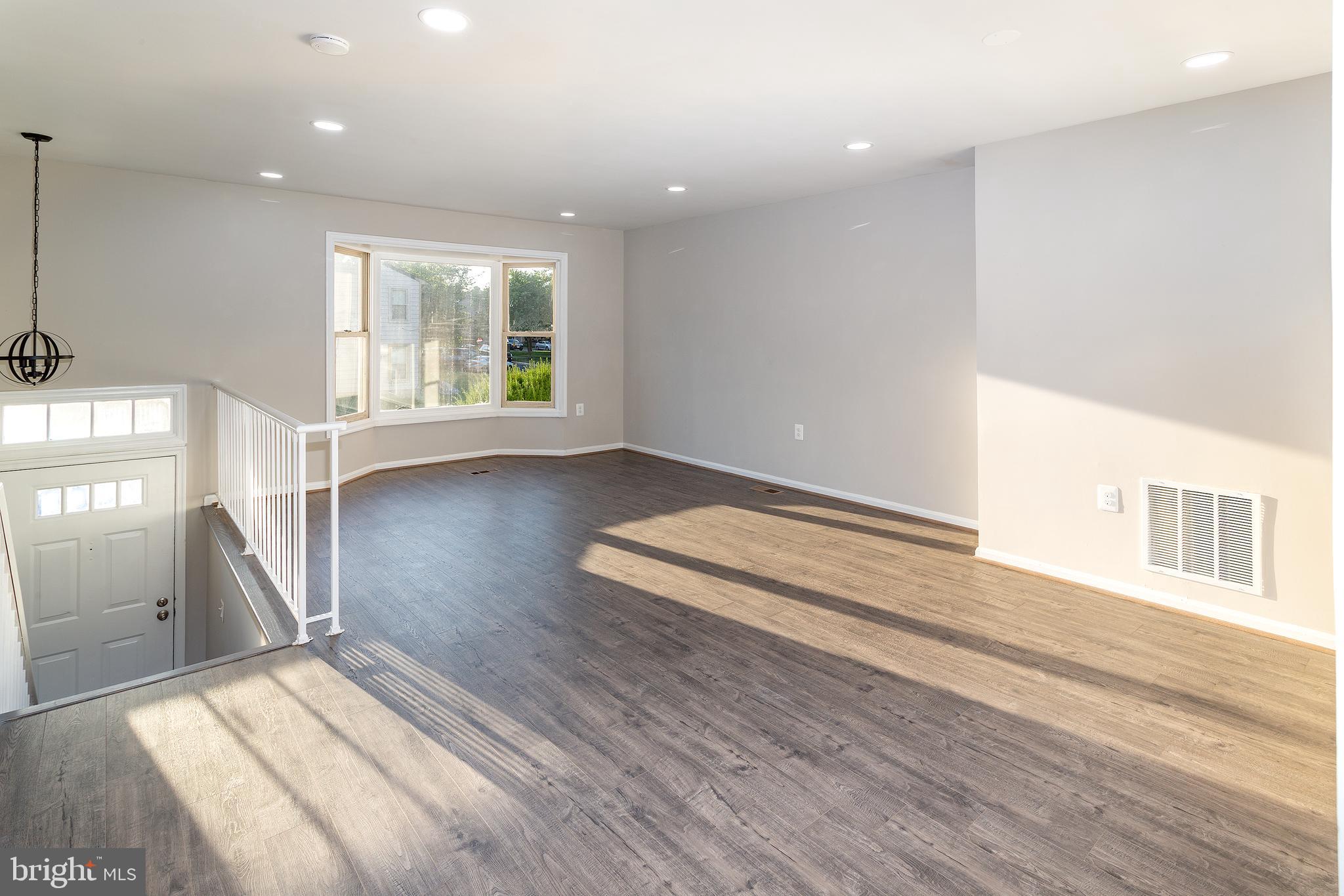 STONINGTON - Residential