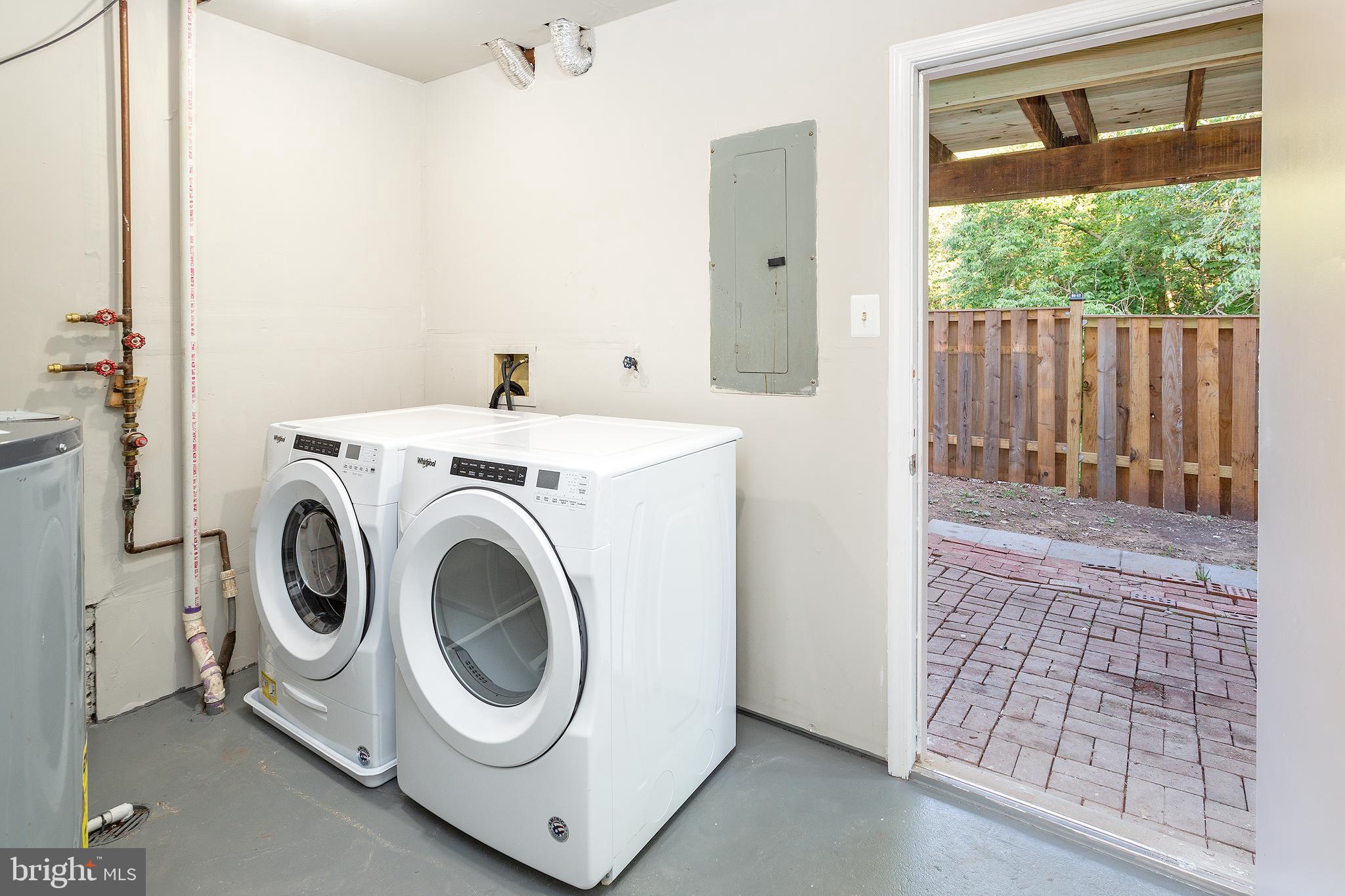 STONINGTON - Residential