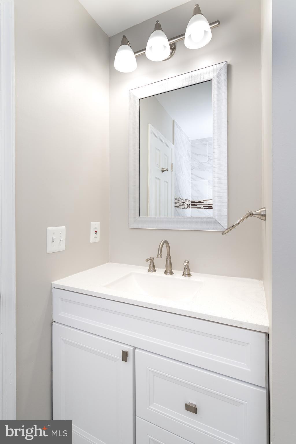 STONINGTON - Residential