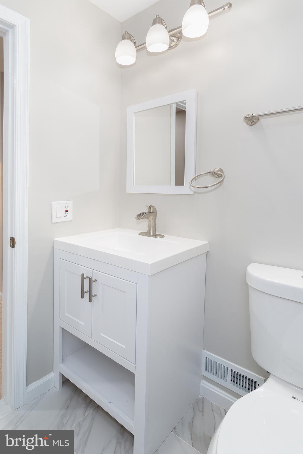 STONINGTON - Residential