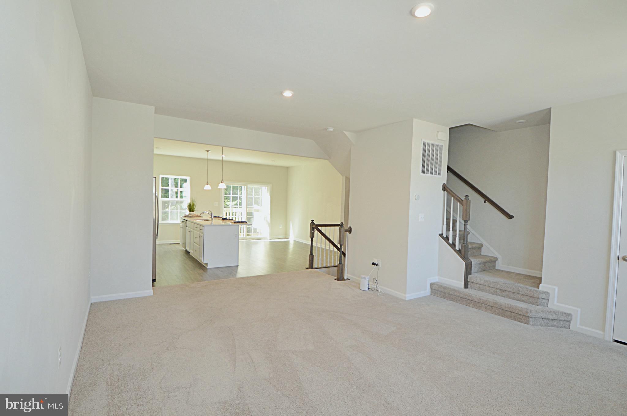 RAPPAHANNOCK LANDING - Residential Lease