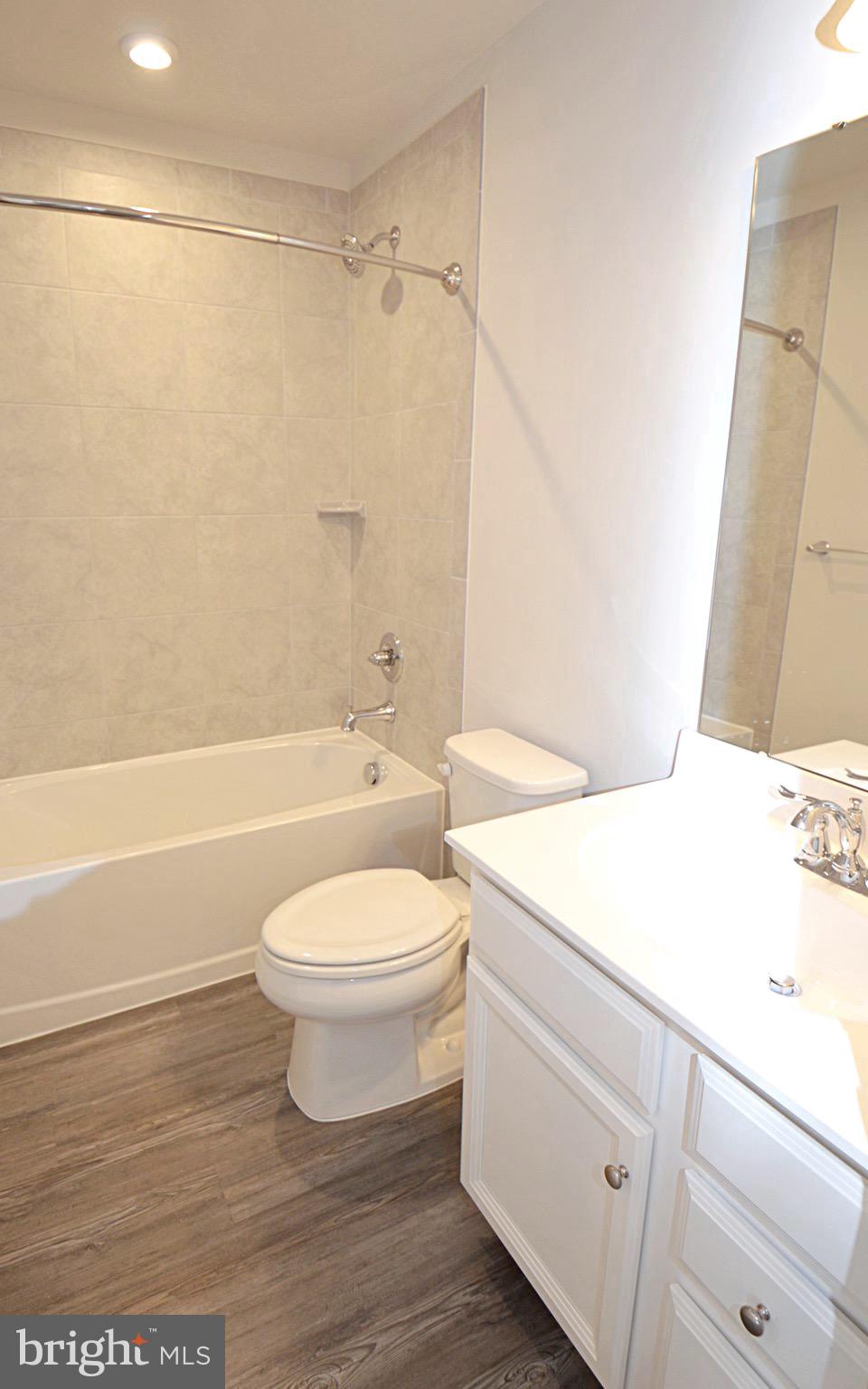 RAPPAHANNOCK LANDING - Residential Lease