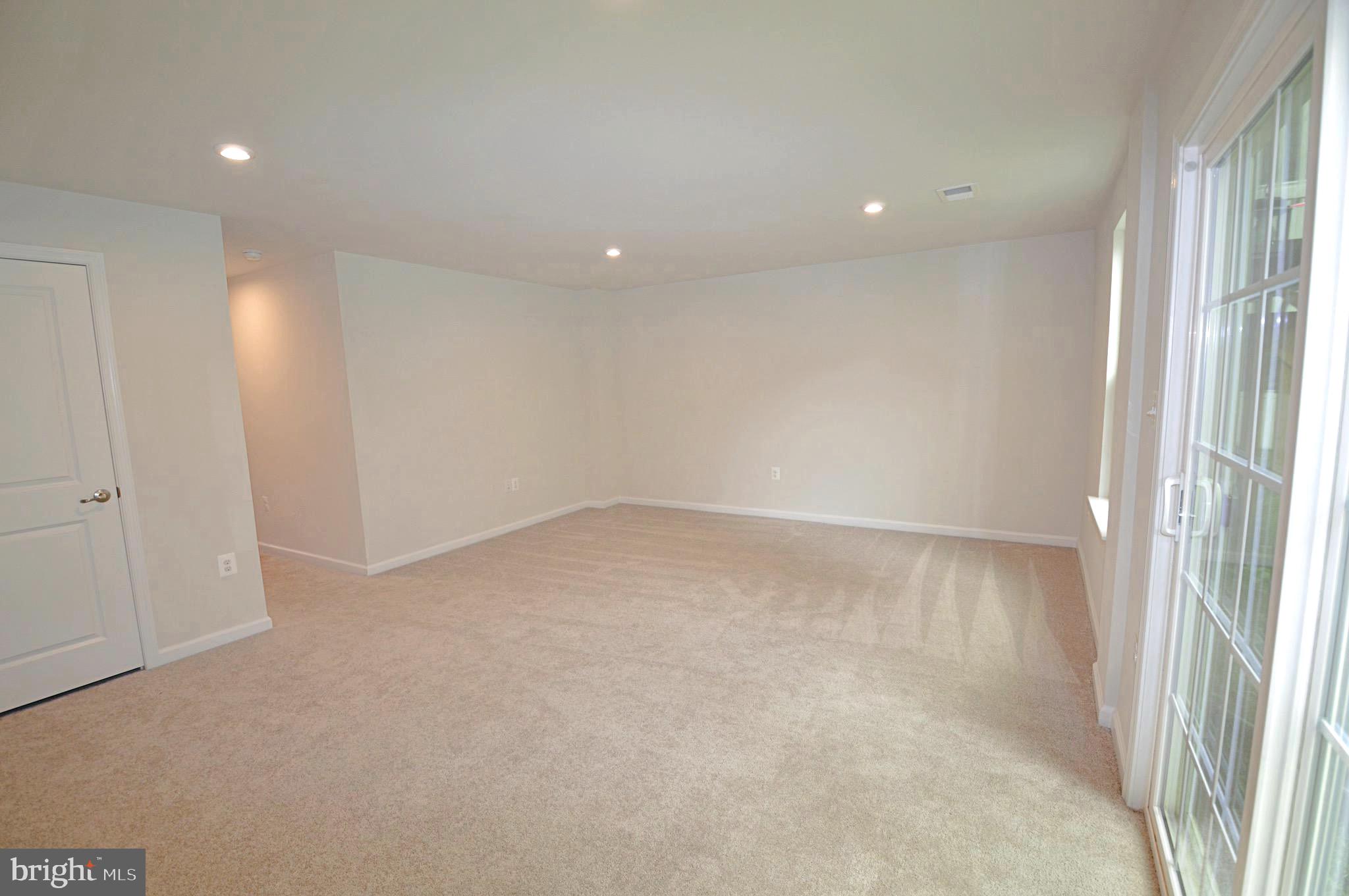 RAPPAHANNOCK LANDING - Residential Lease