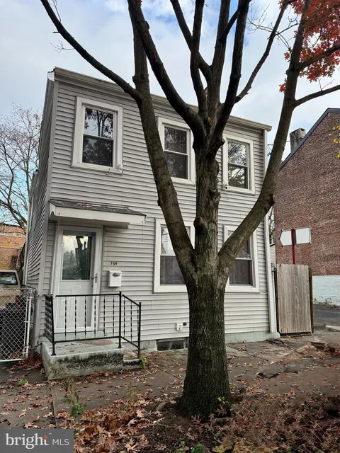 134 Second, Trenton, NJ MLS: NJME2070306