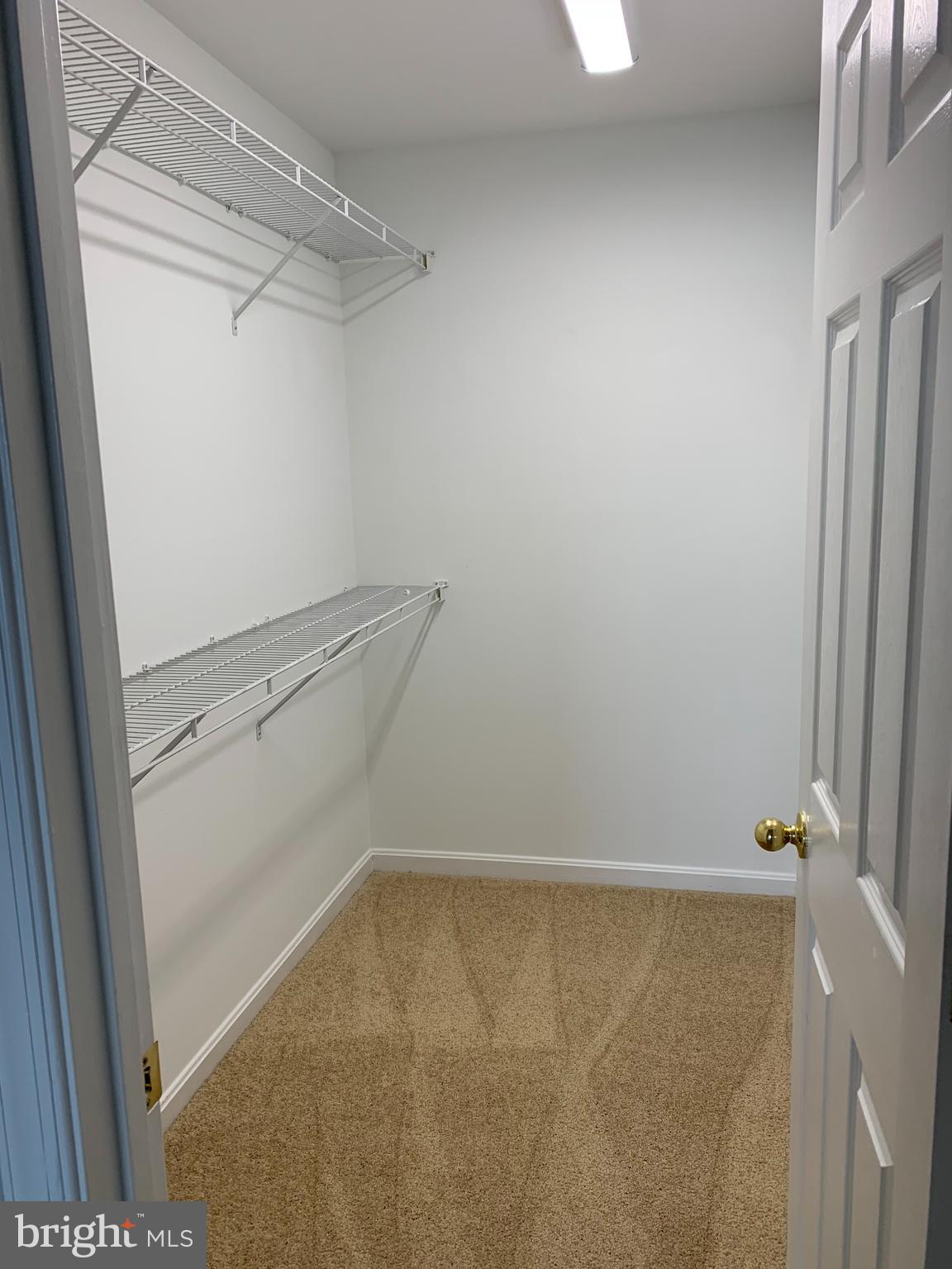 NORTH CROSSING - Residential Lease