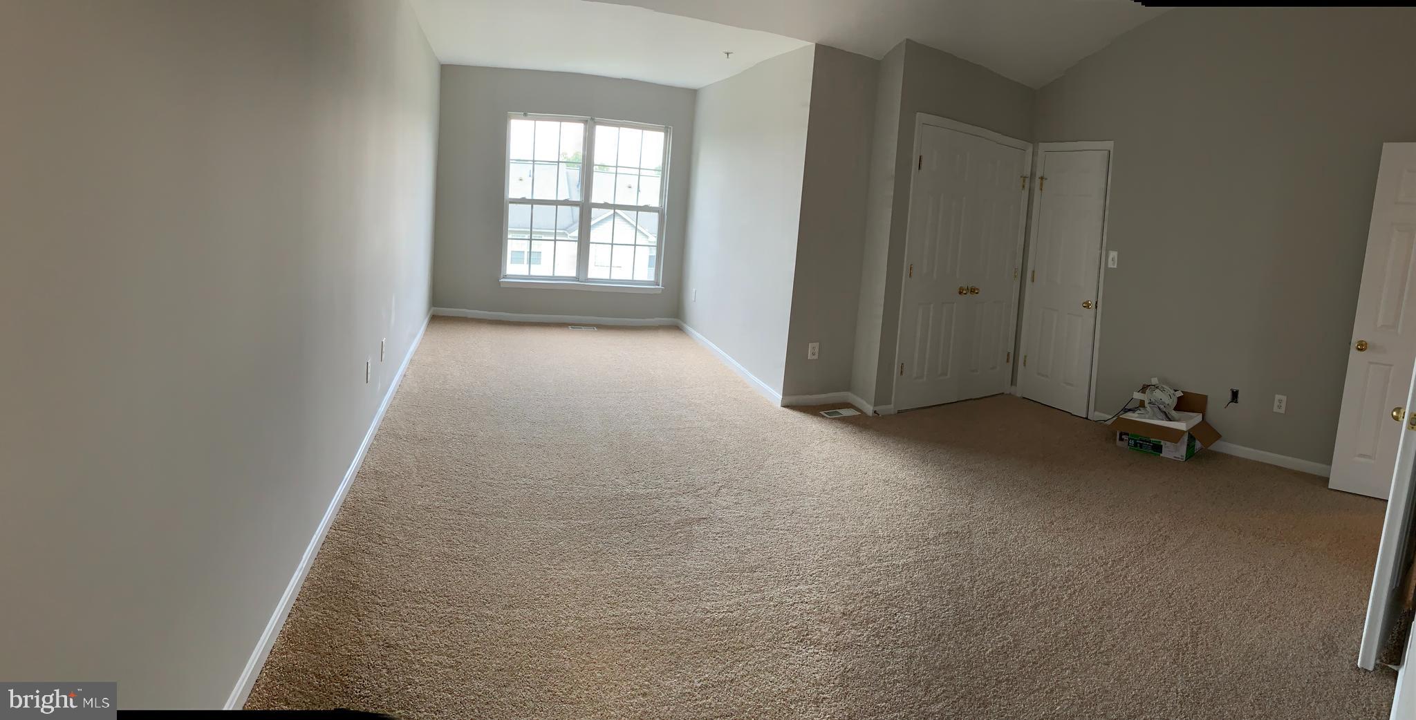 NORTH CROSSING - Residential Lease