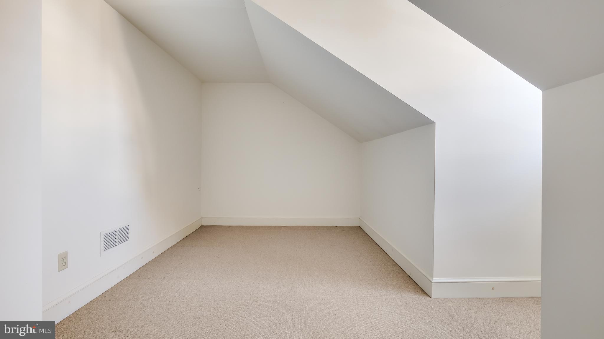 TEVERSALL - Residential