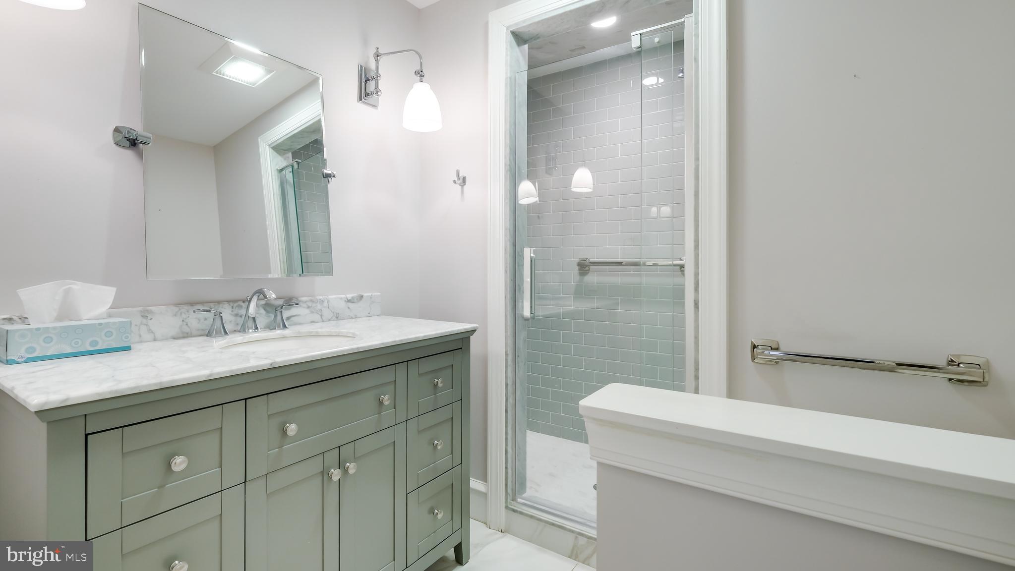 TEVERSALL - Residential