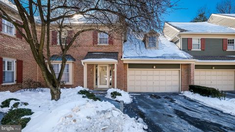 45 LATHAM COURT DOYLESTOWN PA 18901