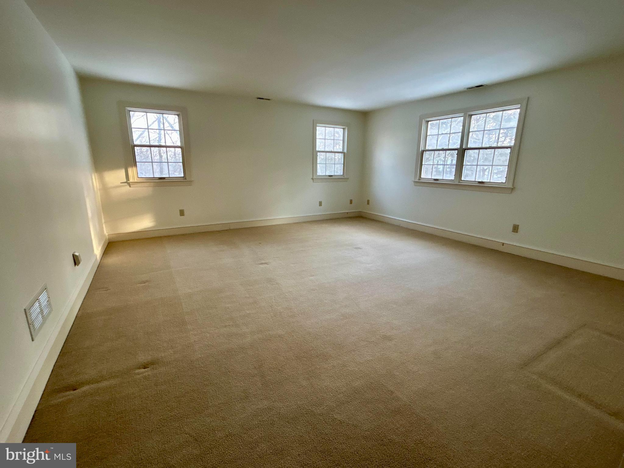 TEVERSALL - Residential