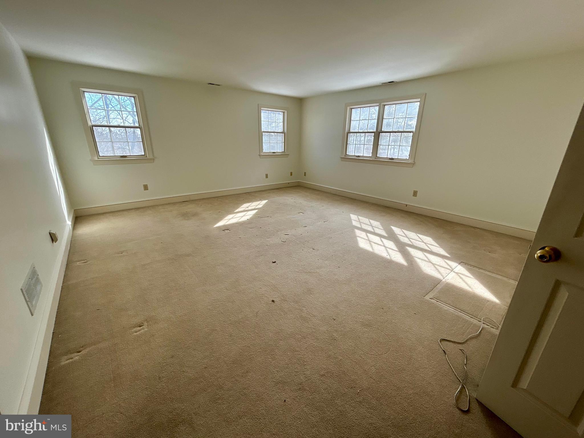 TEVERSALL - Residential