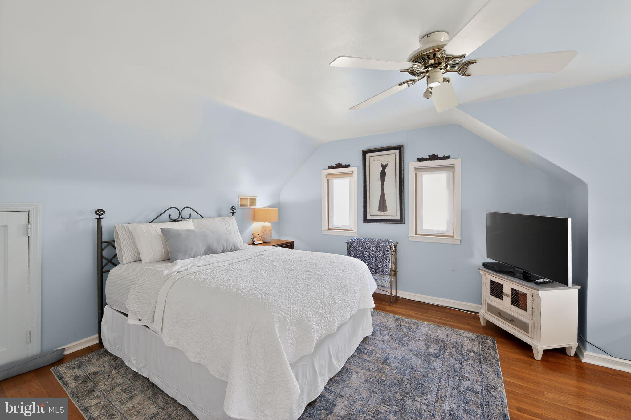 MORELAND MANOR - Residential