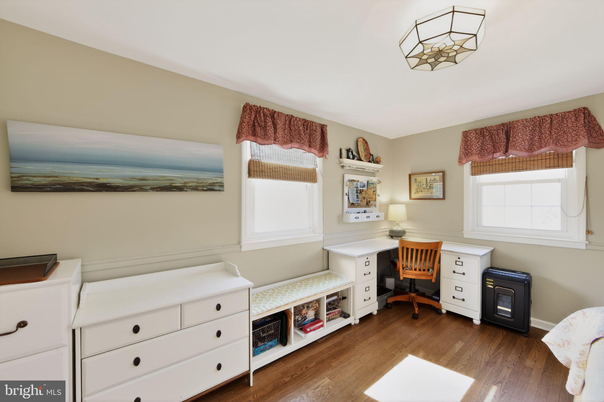 MORELAND MANOR - Residential