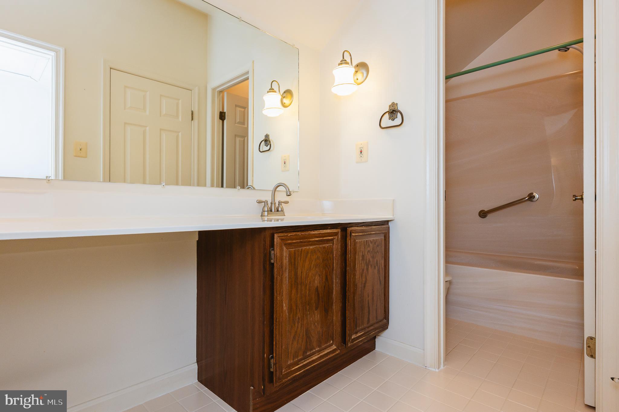 BROOKHURST - Residential