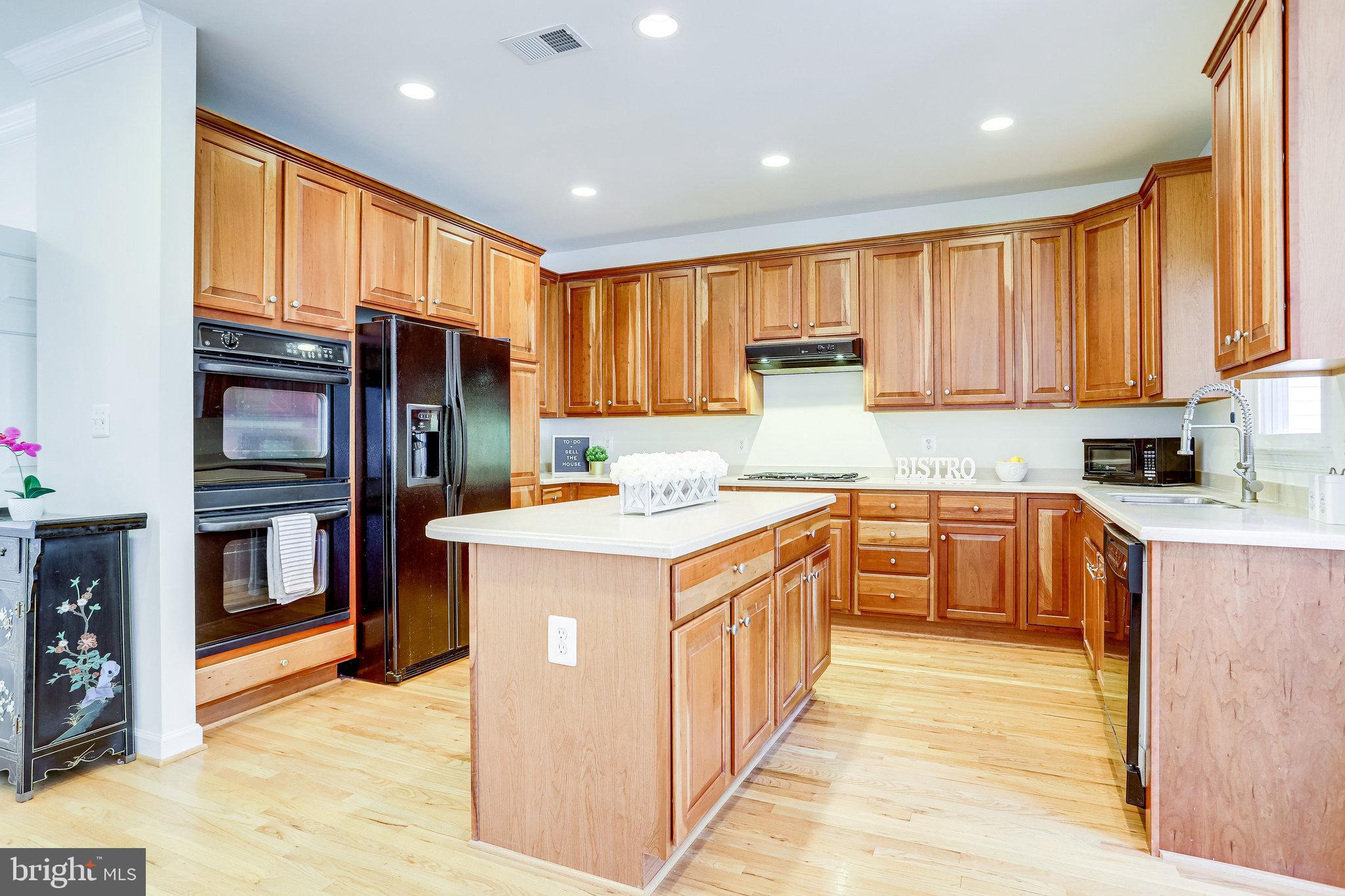 JOHNSONS HILL - Residential