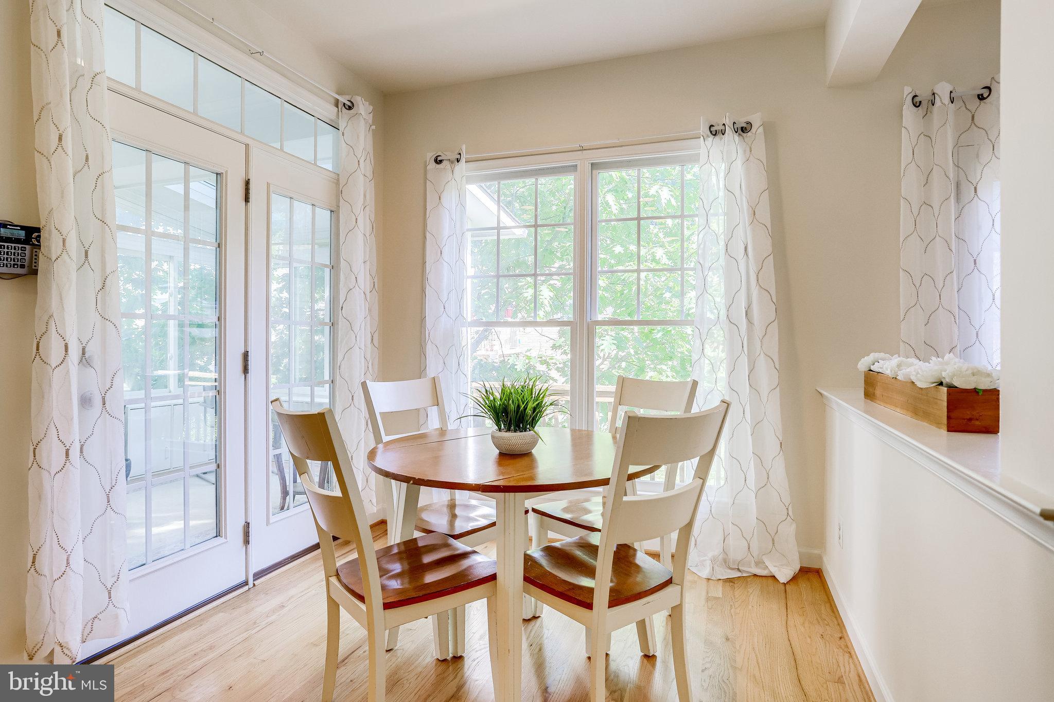 JOHNSONS HILL - Residential