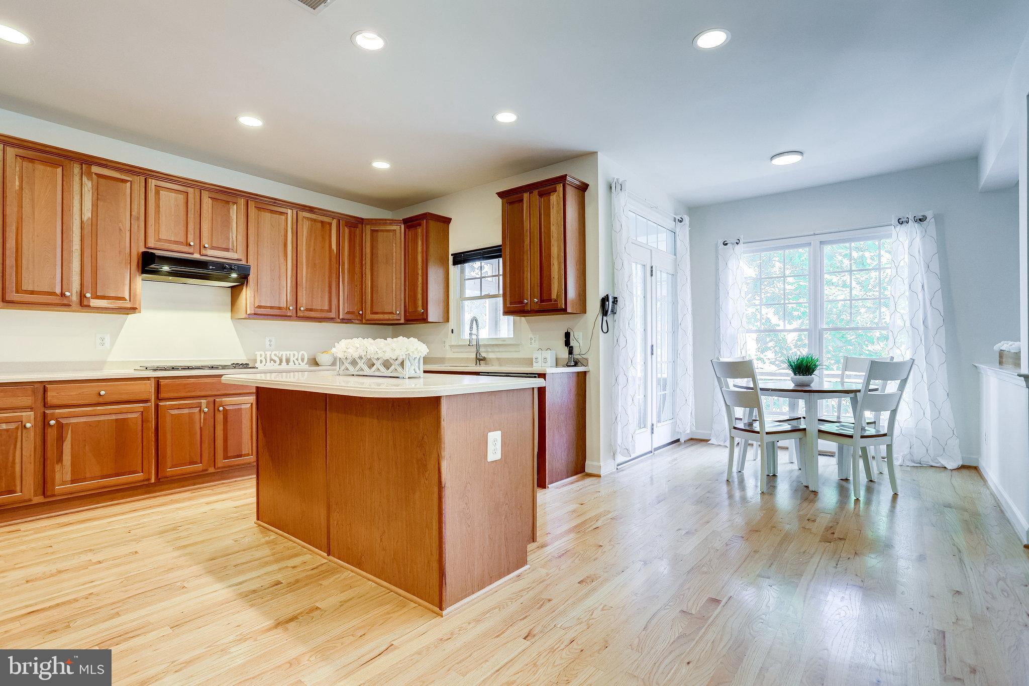 JOHNSONS HILL - Residential