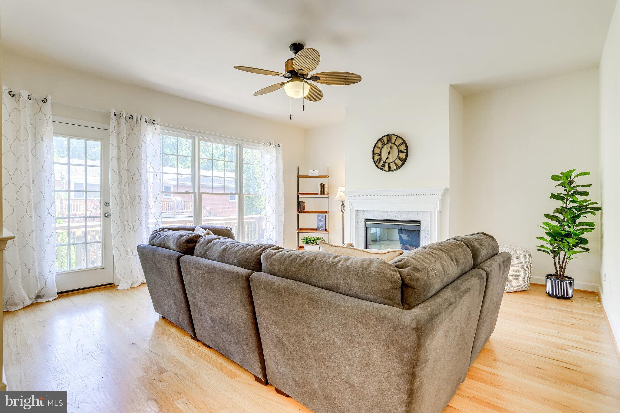 JOHNSONS HILL - Residential