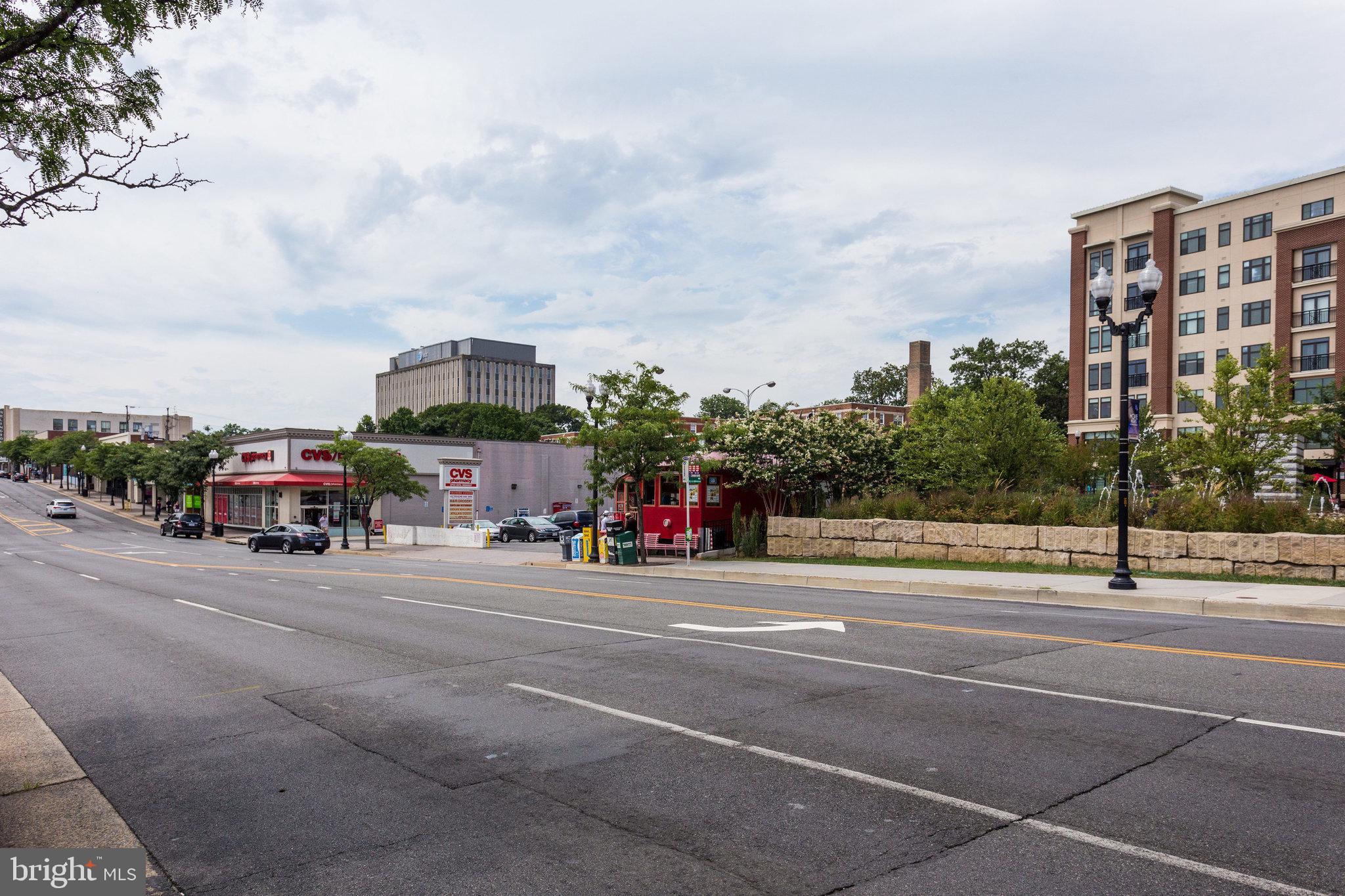 JOHNSONS HILL - Residential