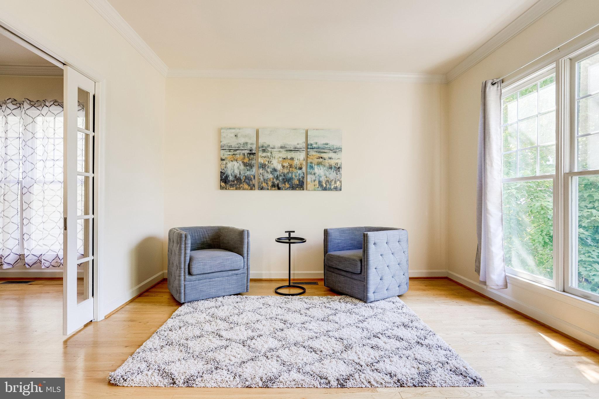 JOHNSONS HILL - Residential