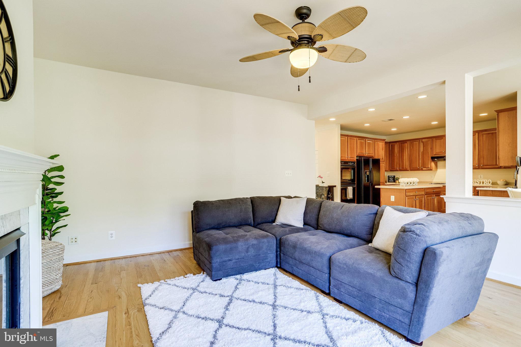 JOHNSONS HILL - Residential